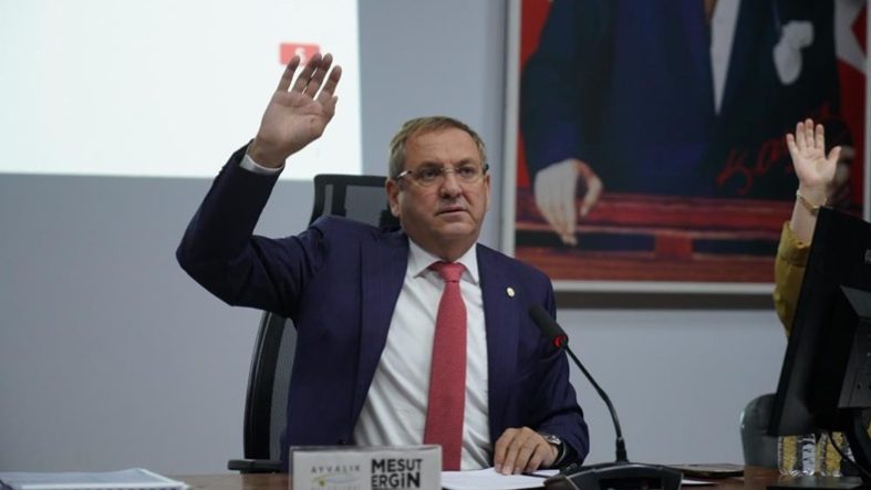 Ayvalık Belediyesi'nin 2027 yılı bütçesi 3 milyar 100 milyon TL olarak kabul edildi