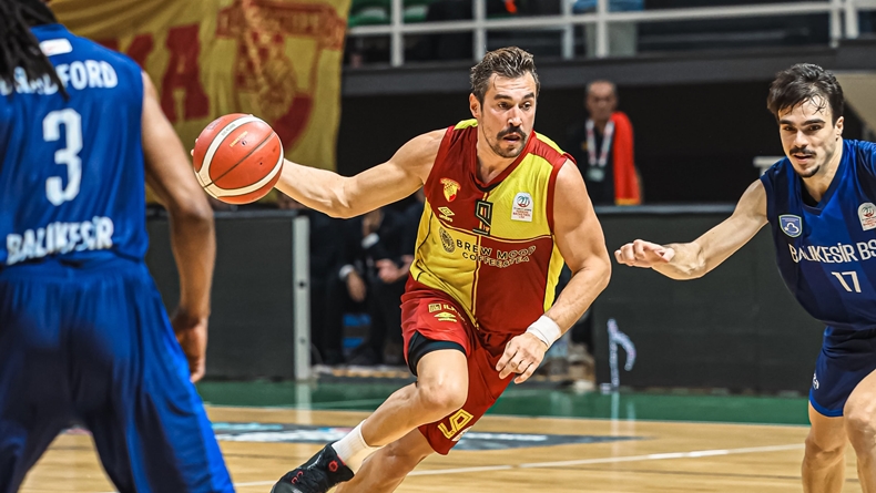 Balıkesir Büyükşehir Belediyespor dördüncü kaybı Göztepe deplasmanında yaşadı
