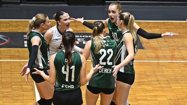 Balıkesir DSİ Spor, Derbide Bandırma Çelikspor’a Set Vermedi