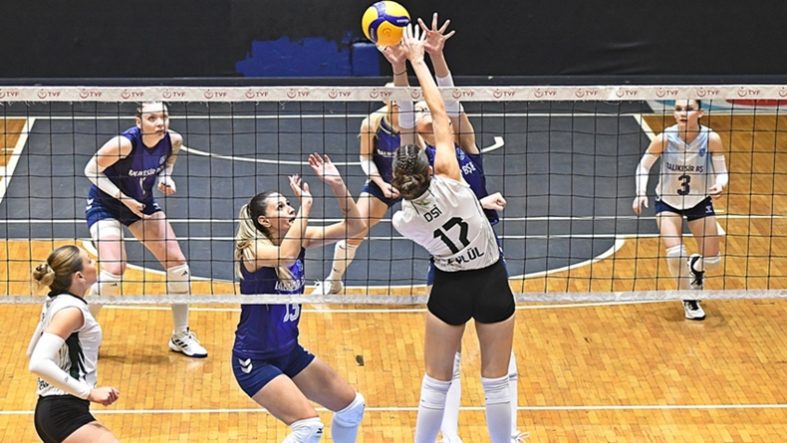 Balıkesir Derbisinde Gülen Taraf Büyükşehir Belediyespor 3-0