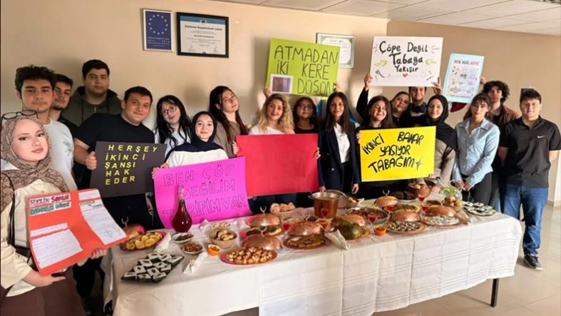 Balıkesir Üniversitesi Öğrencilerinden Örnek Çalışma!