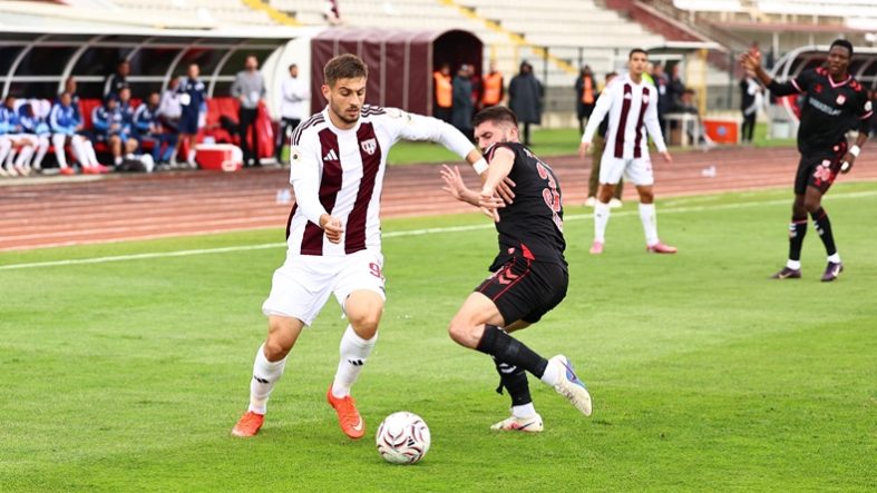 Bandırmaspor ile Sivasspor puanları paylaştı