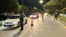 Edremit’te polisten suçlulara geçit yok 39 aranan şahıs yakalandı