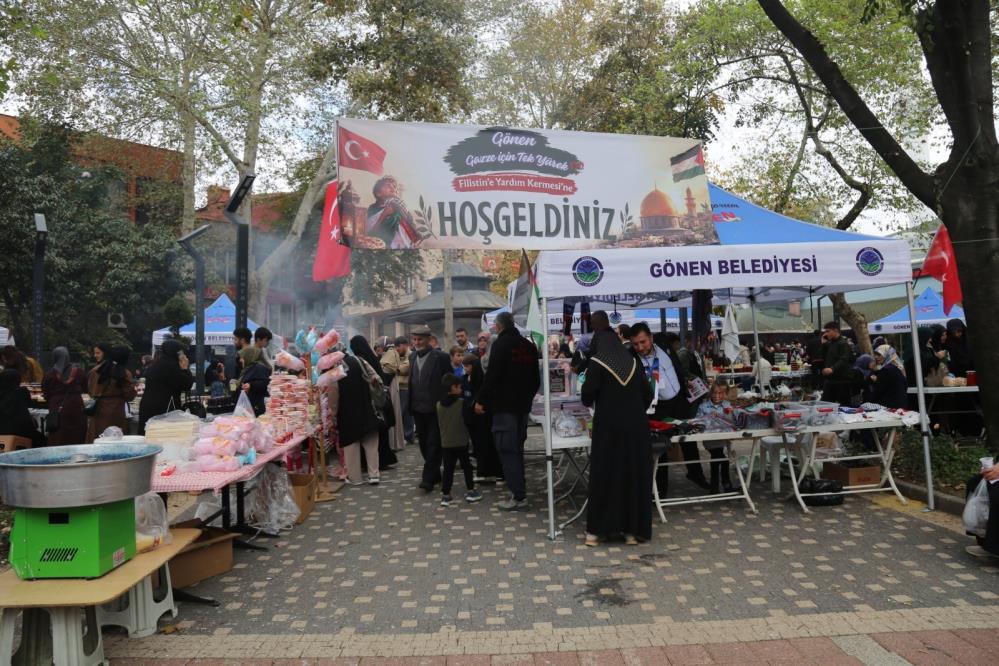 Gönen’de Gazze için yardım organizasyonu düzenlendi