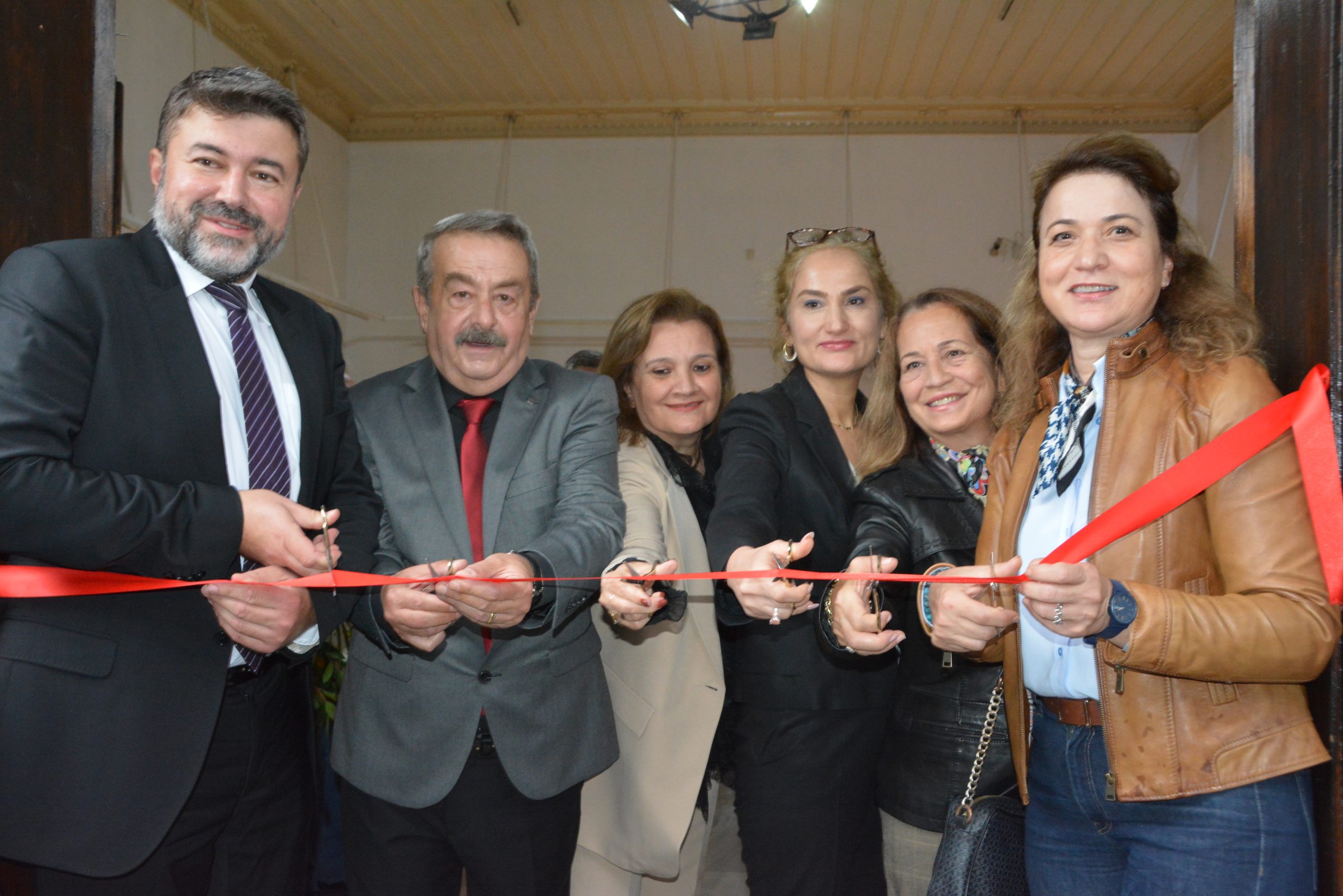 Tarihi Balıkesir evlerinden eski esnaflara, Pamuklu Dokuma Sanayisi’nden kentin spor