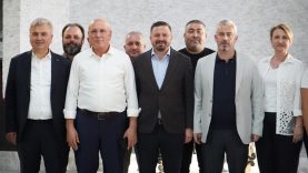 Karesi’de Muhtarlarla Buluştu! Hakan Aka’dan Dikkat Çeken Belediye Çıkışı (1)