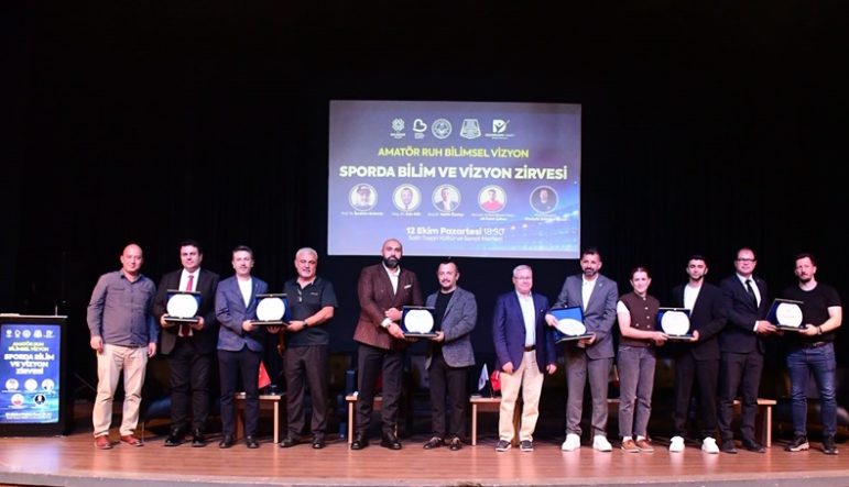 Sporda Bilim ve Vizyon Zirvesi Paneli Genç Sporcuları Buluşturdu (1)