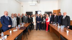Vali Ustaoğlu’ndan Balıkesirli Muhtarlara Önemli Mesaj “Kapımız Her Zaman Açık” (1)