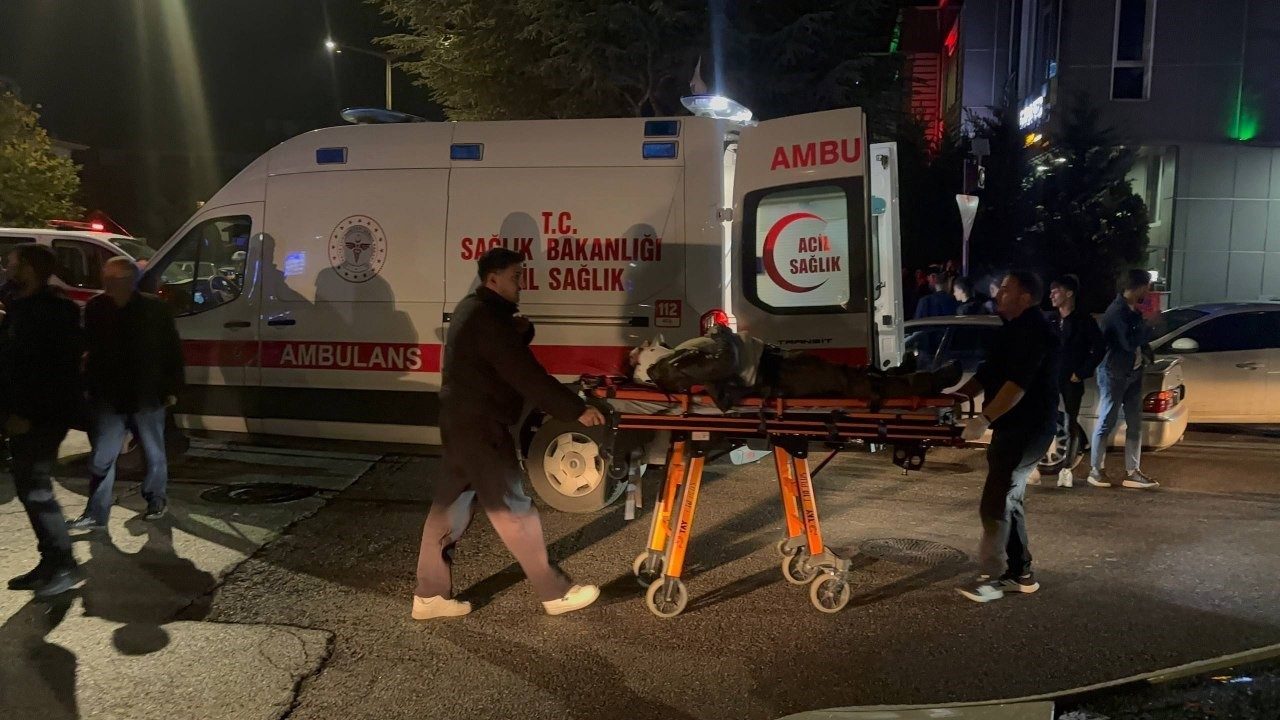 Erzincan’da motosiklet ile otomobilin çarpışması sonucu 1 kişi yaralandı. Kaza,